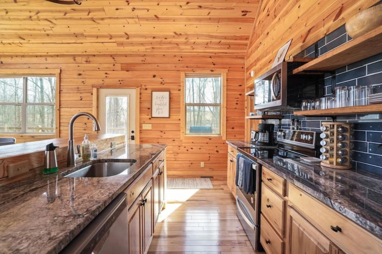 Fern Haven A Modern Take On Hocking Hills Cabins Stella Zewnętrze zdjęcie